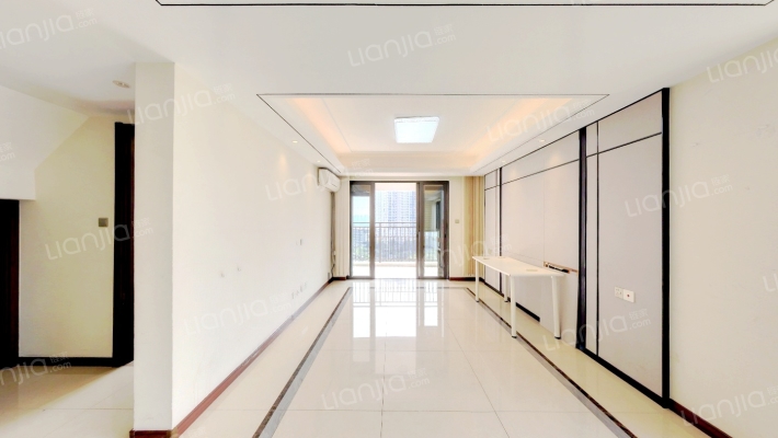 世茂璀璨天城二期二手房实景图