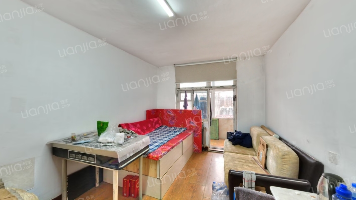 建设中路68号二手房实景图