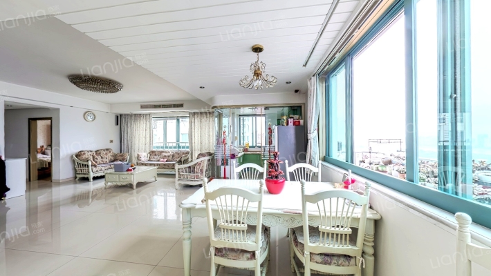 世纪丰盛大厦二手房实景图