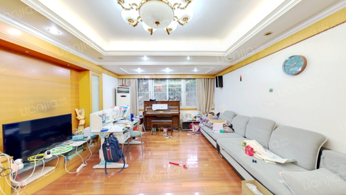 温泉豪园二手房实景图