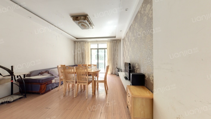 哥特帝景二手房实景图