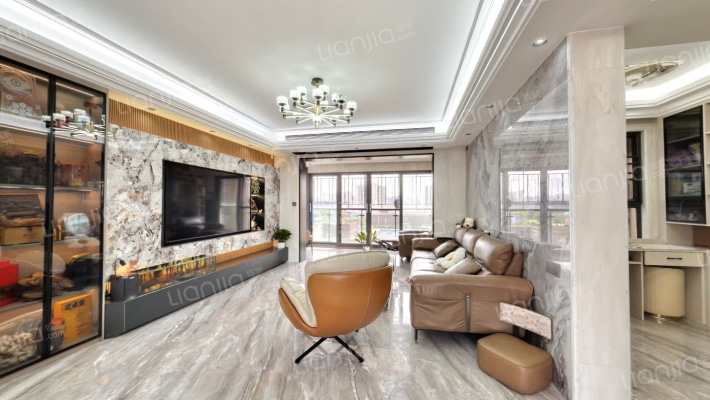 铂金广场二手房实景图