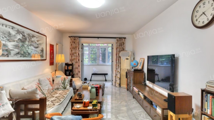 博彩公寓二手房实景图