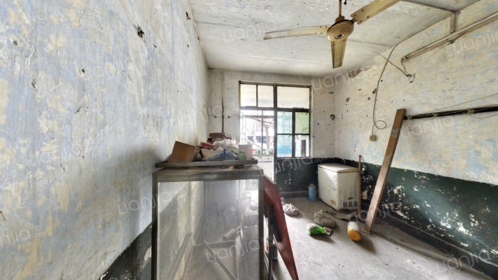 小龙坎正街106号二手房实景图