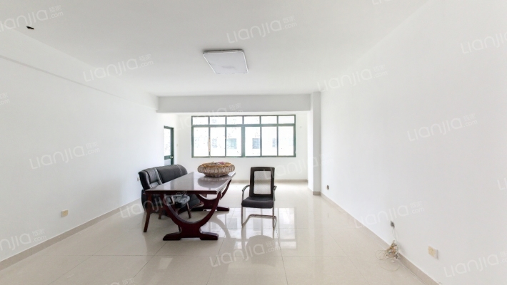 万利隆花园二手房实景图