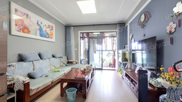 蓝鼎海棠湾二手房实景图