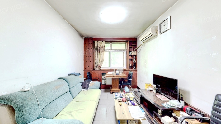 武装部小区二手房实景图