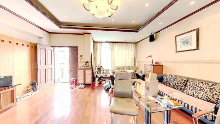 城关镇湖滨一路二手房实景图