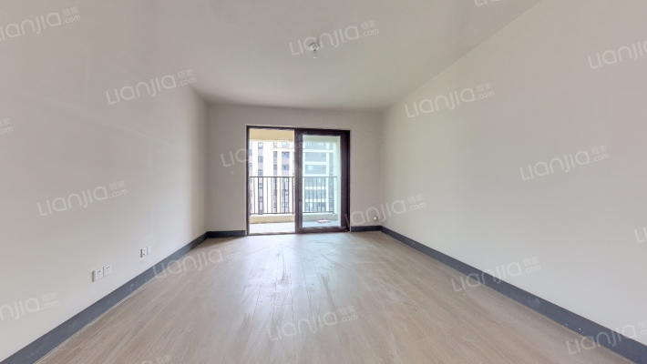 中海·寰湖时代二手房实景图