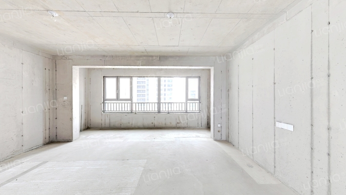 保利天汇二手房实景图