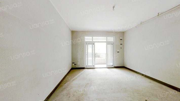 融创唐顿庄园二手房实景图