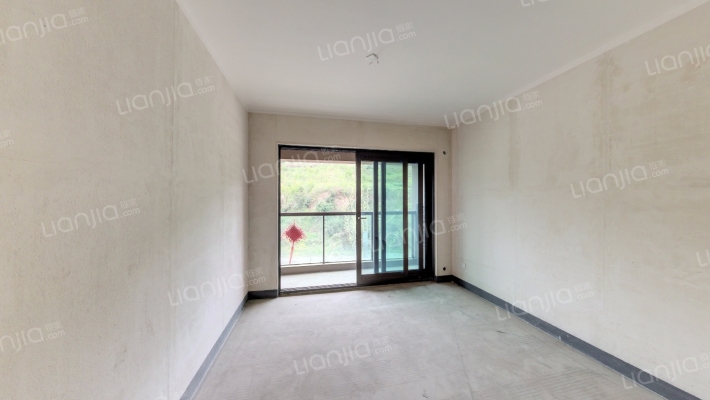 越秀悦映湖山悦玺二手房实景图