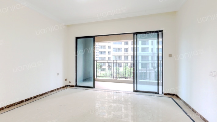 荣盛御湖观邸二手房实景图