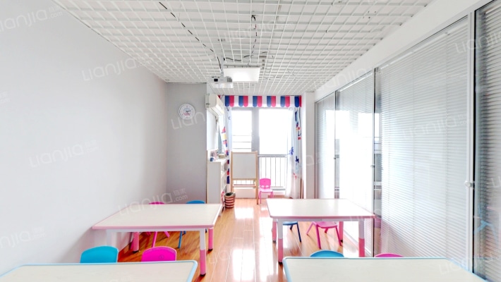 名郡生活广场二手房实景图