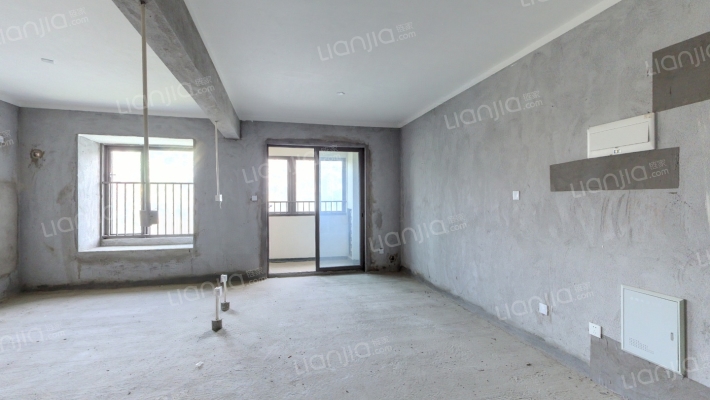 旭辉融信时代江来二手房实景图