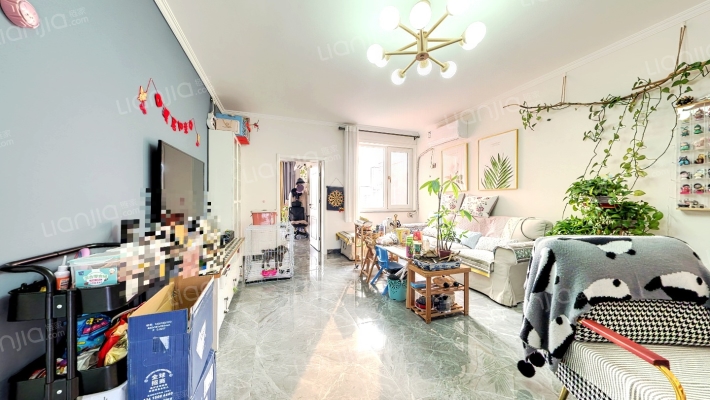 九洲兴达家园B区二手房实景图