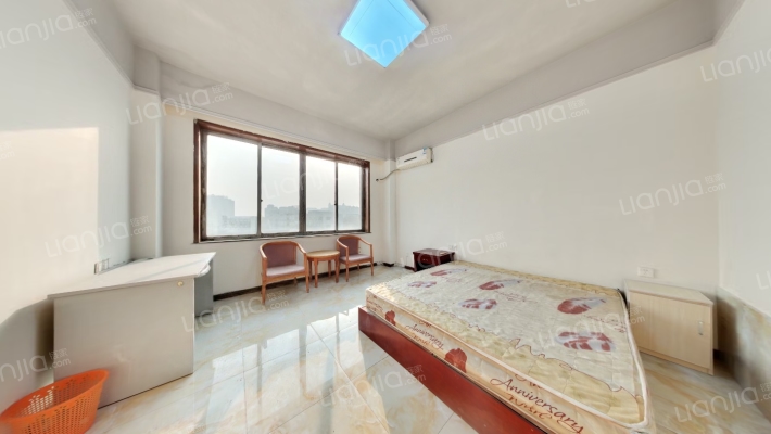 美琪国际二手房实景图