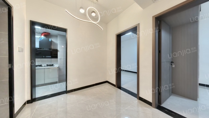 秀林苑西区二手房实景图