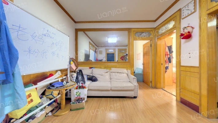 青年组团二手房实景图