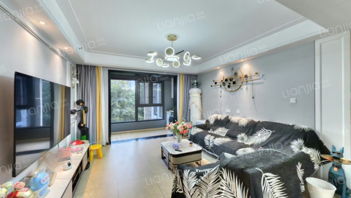 融创观澜壹号西区二手房实景图