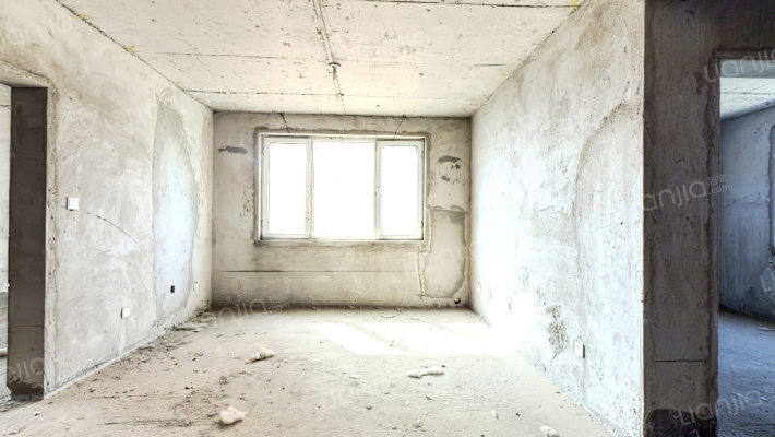 三居双卫，温莎假日别墅里的观景高层，采光好-客厅