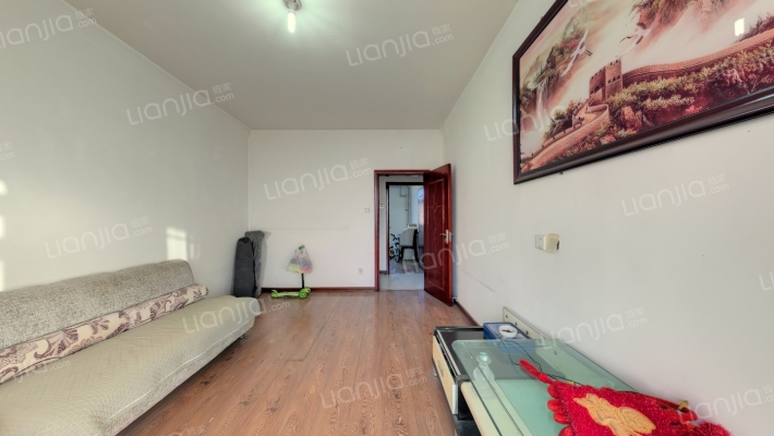 交大楼西区二手房实景图