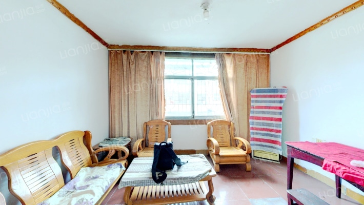 带湖路农贸市场二手房实景图