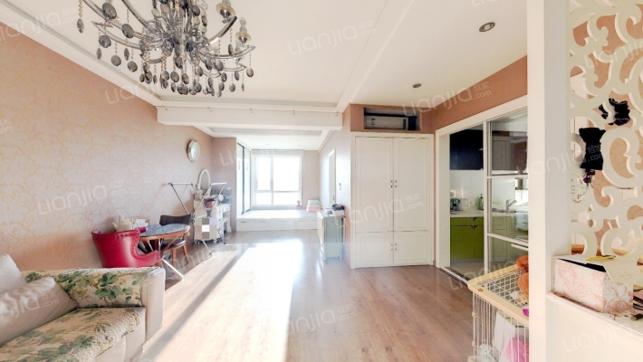 宝居佳苑二手房实景图