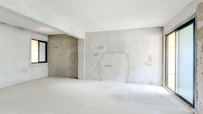 东润华庭二手房实景图