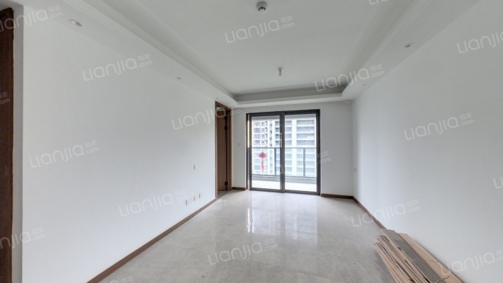 卓越维港二手房实景图