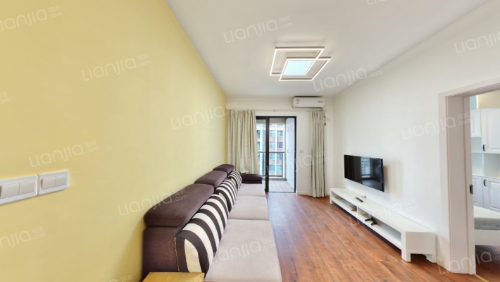 鲁能城中央公馆B区二手房实景图