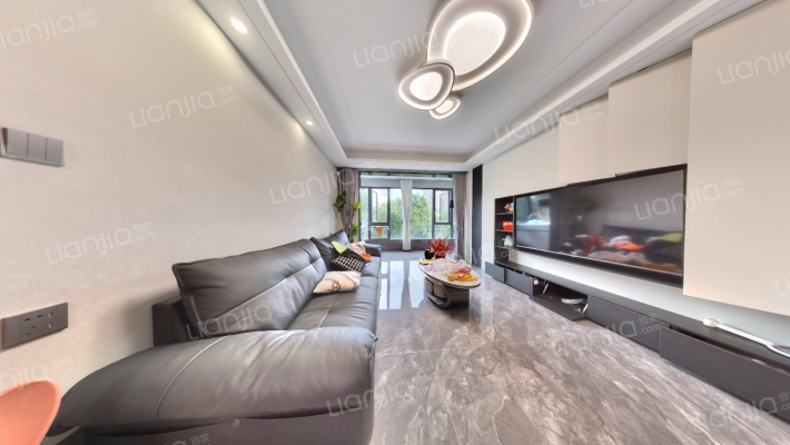 岚荷芸府二手房实景图