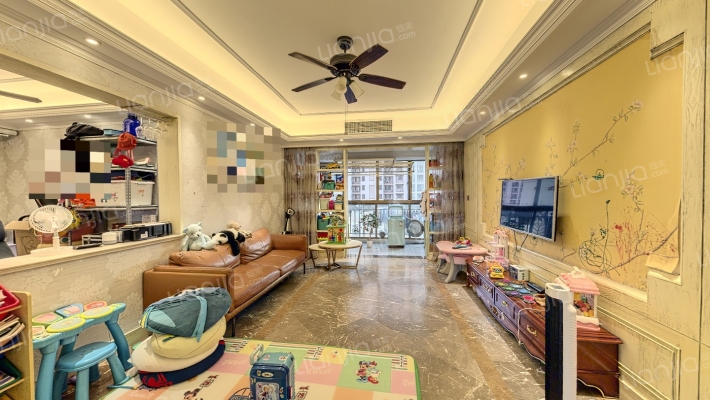 地中海阳光二手房实景图