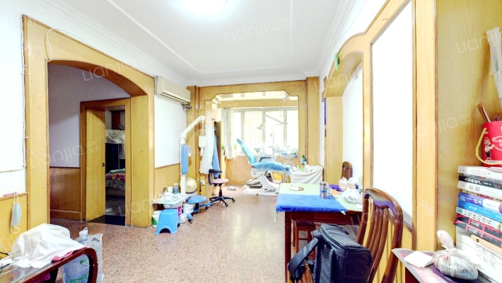 白雪里二手房实景图