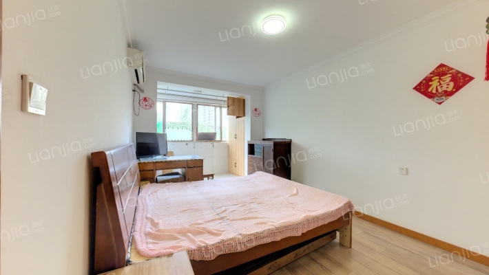 十字街110号二手房实景图