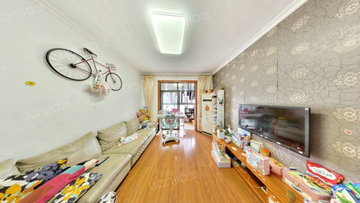 白领国际公寓二手房实景图