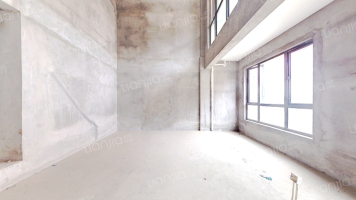 先生的山B区二手房实景图