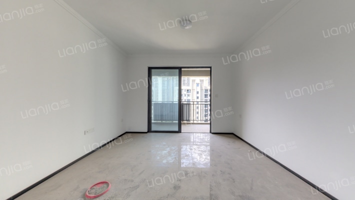 新旅明樾府南苑二手房实景图