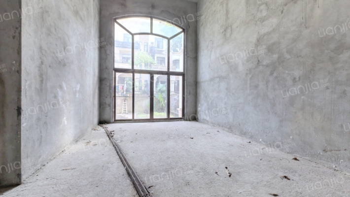 恒大金碧天下福山区二手房实景图