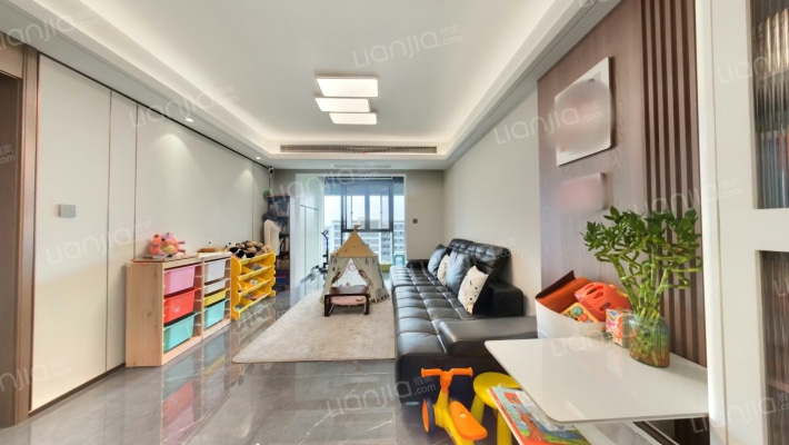 保利都和轩二手房实景图