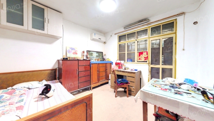 凌四小区二手房实景图