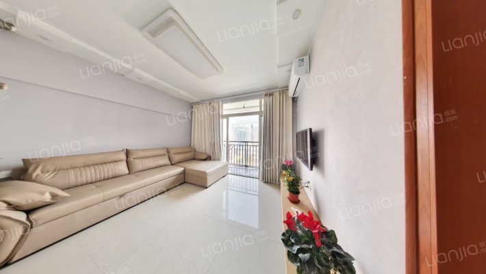 典雅中央广场二手房实景图