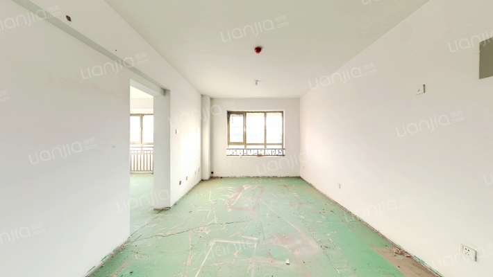 出售御景园 南向两居  交通方便 满二-客厅