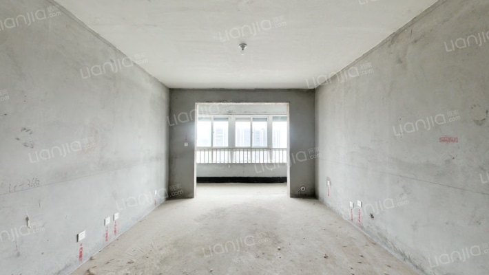 新晨佳苑北区二手房实景图