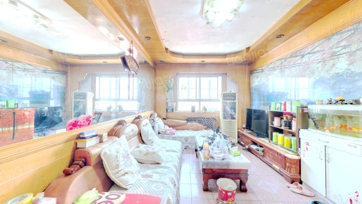 火车售票楼二手房实景图