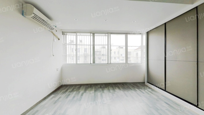 西街头小区二手房实景图