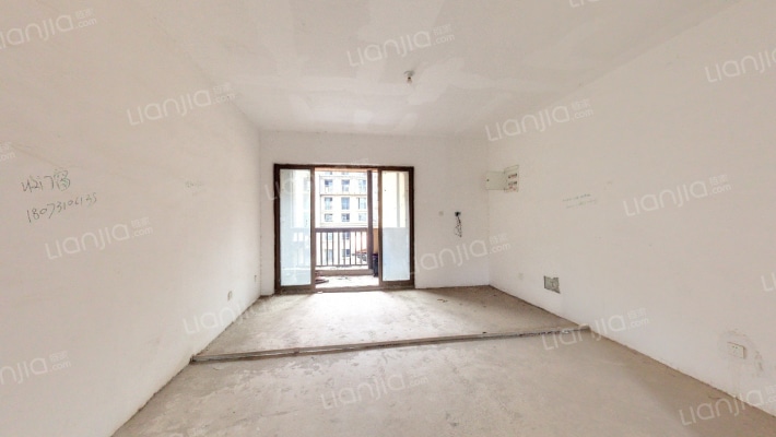 橘郡礼顿山二手房实景图