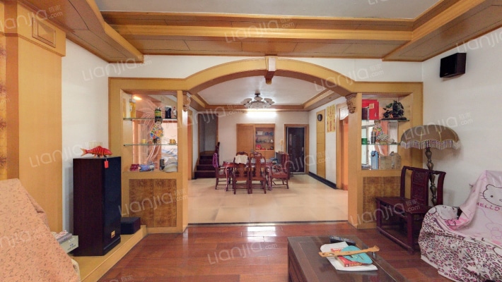 翠堤春花园二手房实景图