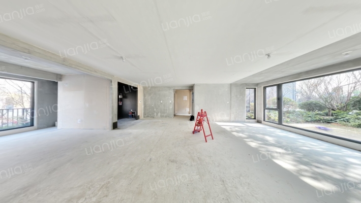 招商雲山間二手房实景图