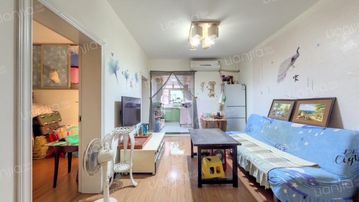 黔贵小区二手房实景图